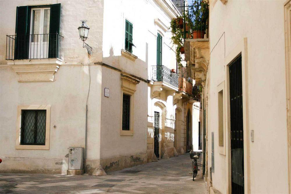 Sacre Bleu Apartments Lecce Esterno foto