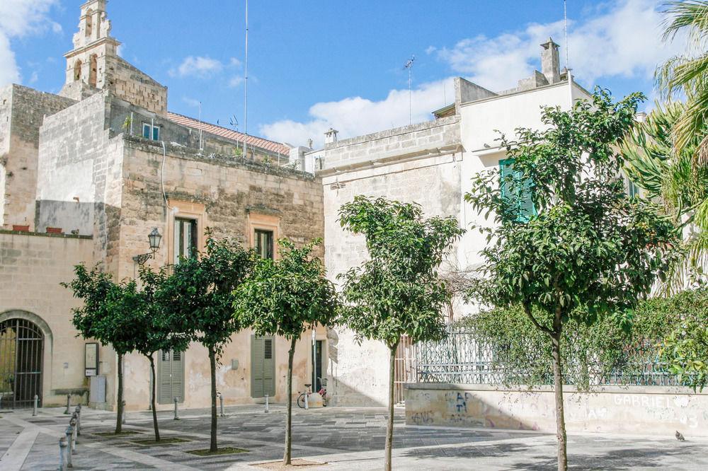Sacre Bleu Apartments Lecce Esterno foto