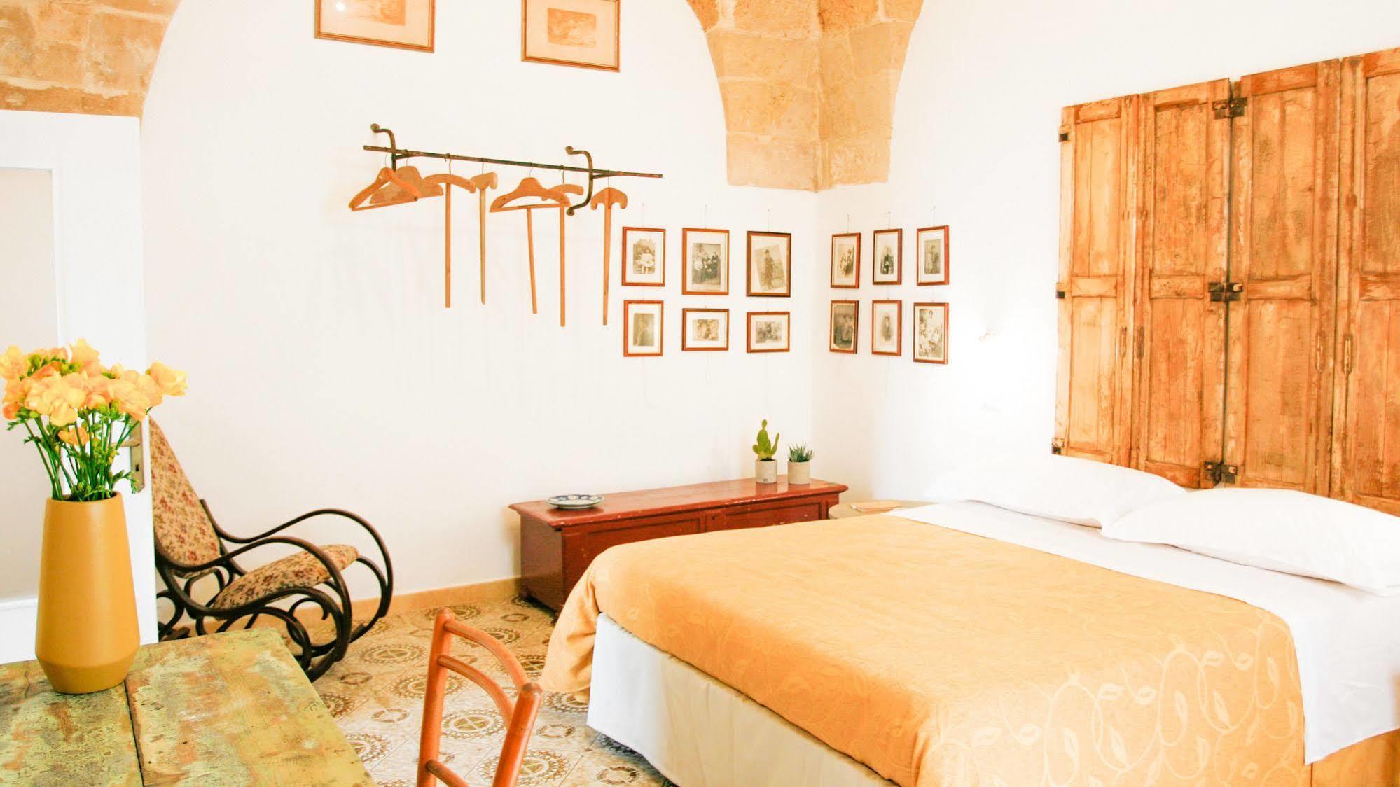 Sacre Bleu Apartments Lecce Esterno foto